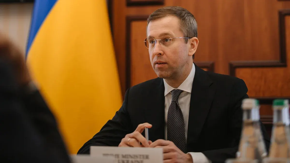 Пенсії та зарплати не чіпатимуть: уряд знайшов 70 млрд для армії