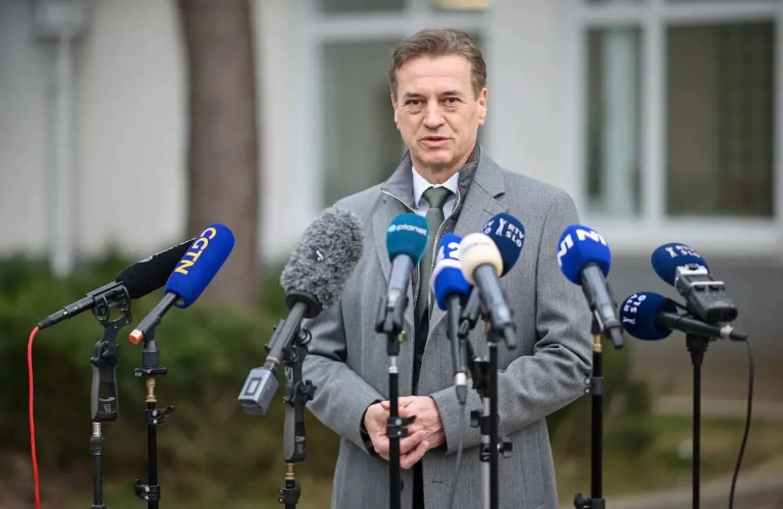 Словенія зняла імунітет з експрем'єра Голоба: що відомо