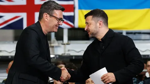 Британія допоможе Україні виробляти власні ракети великої дальності
