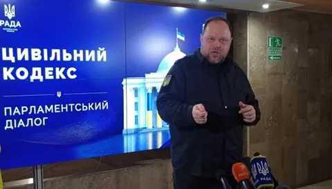Стефанчук: Рада готова зібратися позачергово, але чекає на 18 законопроєктів від