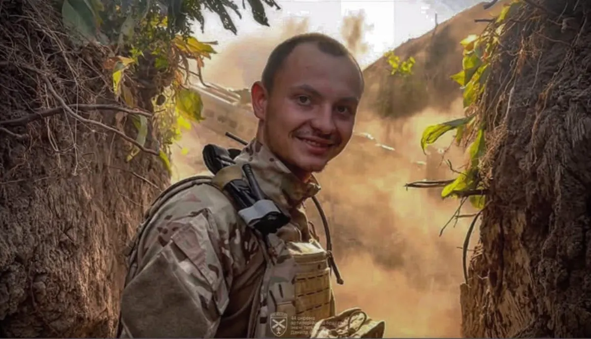 Капітан зі Львівщини отримав «Воєнний хрест» від Міністра оборони
