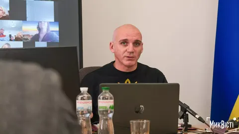 Сєнкевич про роботу з Решетіловим: «Нам нічого ділити»