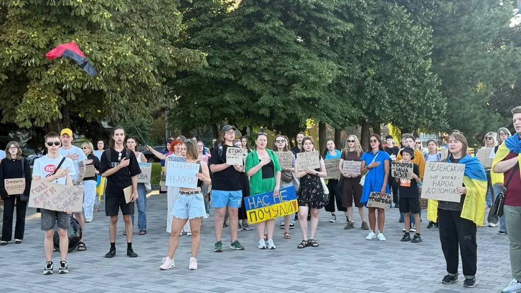 У Києві протести через звільнення міністра оборони Федорова