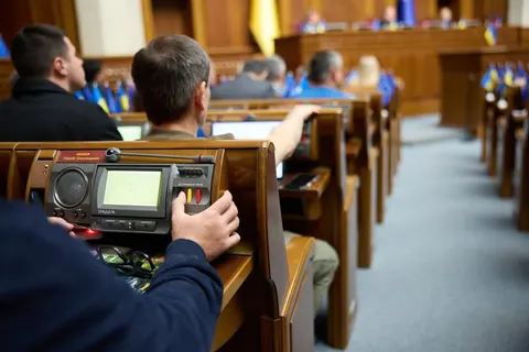 Стефанчук: Рада готова зібратися позачергово заради 45 законопроєктів під гроші