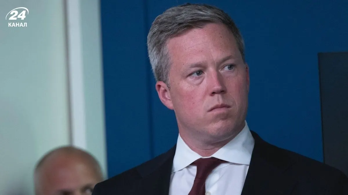Міністр армії США йде у відставку через конфлікт з Гегсетом