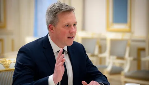 Міністр армії США йде у відставку через конфлікт із главою Пентагону