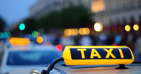 У Києві можуть обмежити ціни на таксі під час тривог