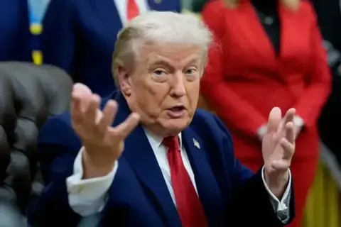 Трамп відмовився від удару по Ірану заради угоди