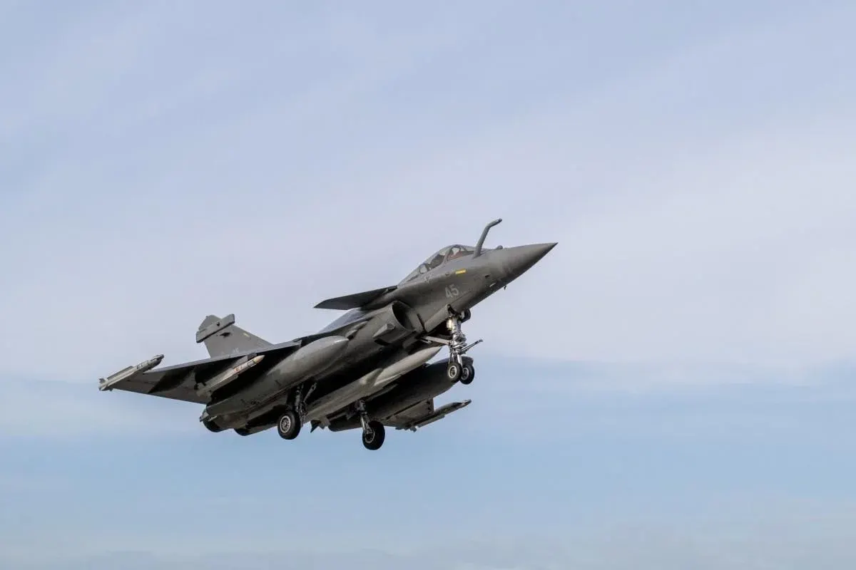 Франція готує «супер-Rafale»: новий радар, гіперзвук і дрон-напарник