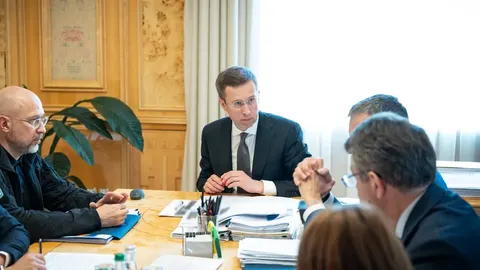 Уряд терміново збереться з бізнесом після нічної атаки РФ