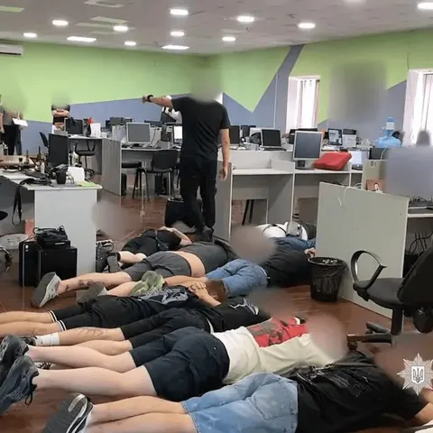 Зеленський ініціює жорсткі закони проти шахрайських кол-центрів