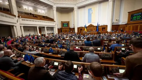 Антикорупційні законопроєкти повернули до порядку денного Ради