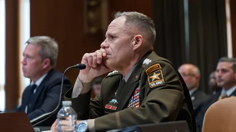 У Конгресі США вимагають пояснень через заборону підрозділу дронів вчитися в Укр