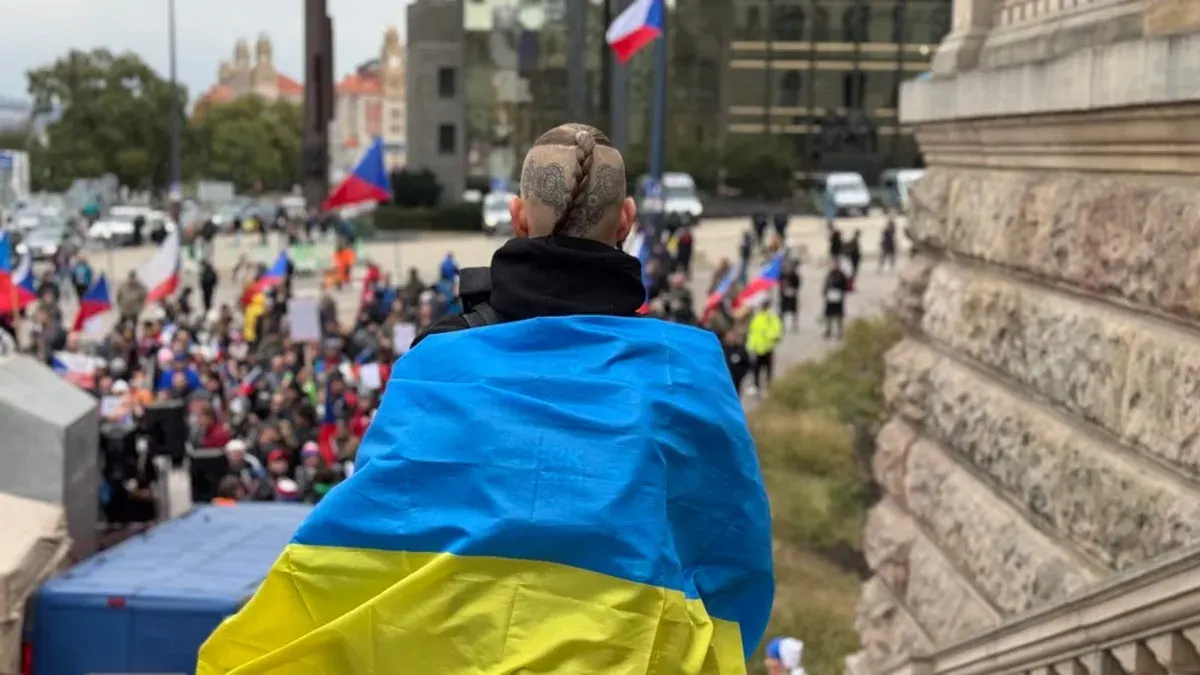 Чехія вже відмовляє українським чоловікам у захисті без довідок