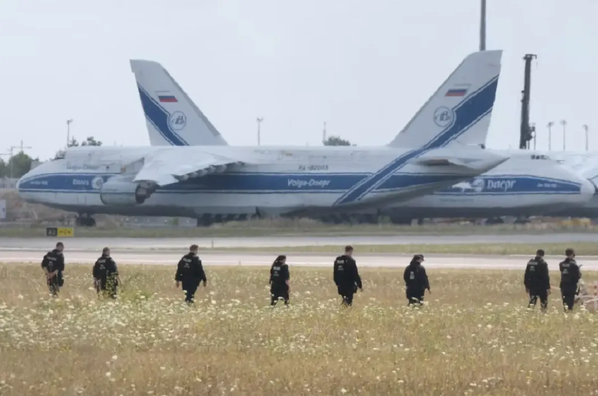 Дрон біля українського літака в Німеччині належить росії — розвідка США
