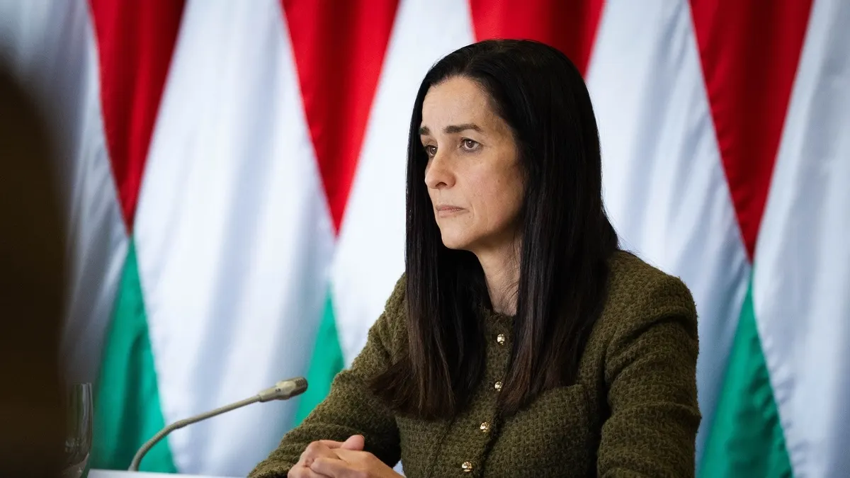 Угорщина висилає десятьох російських дипломатів