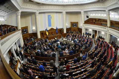 Година запитань до уряду зірвалася: Кабмін поїхав на саміт у Буковель