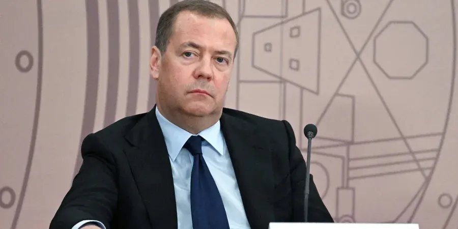 Медведєв пригрозив Японії «жахливими наслідками» через Курили