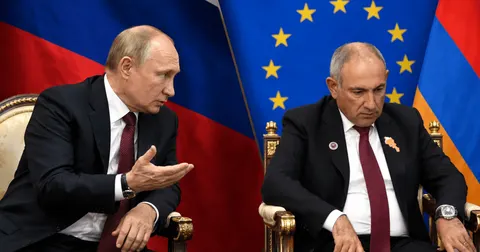 Пашинян проігнорував ультиматум Путіна: що було на зустрічі