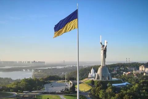 Київ заборонив масові заходи без укриттів: що зміниться
