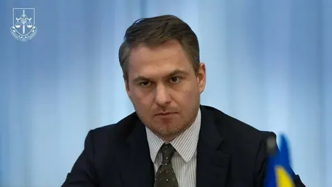 Підозри, звільнення і мем «ембарго на дичину»: як Україна реагує на скандал із К