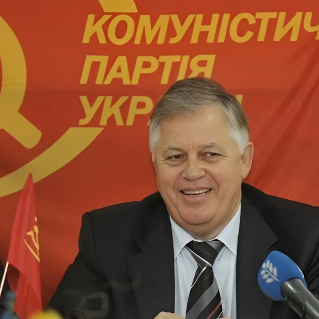 «Будує комунізм» у Москві: де зараз перебуває екс-лідер КПУ Симоненко