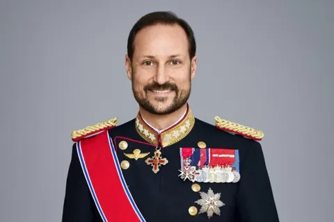 Норвегія зустріла нового короля: престол перейшов до Гокона