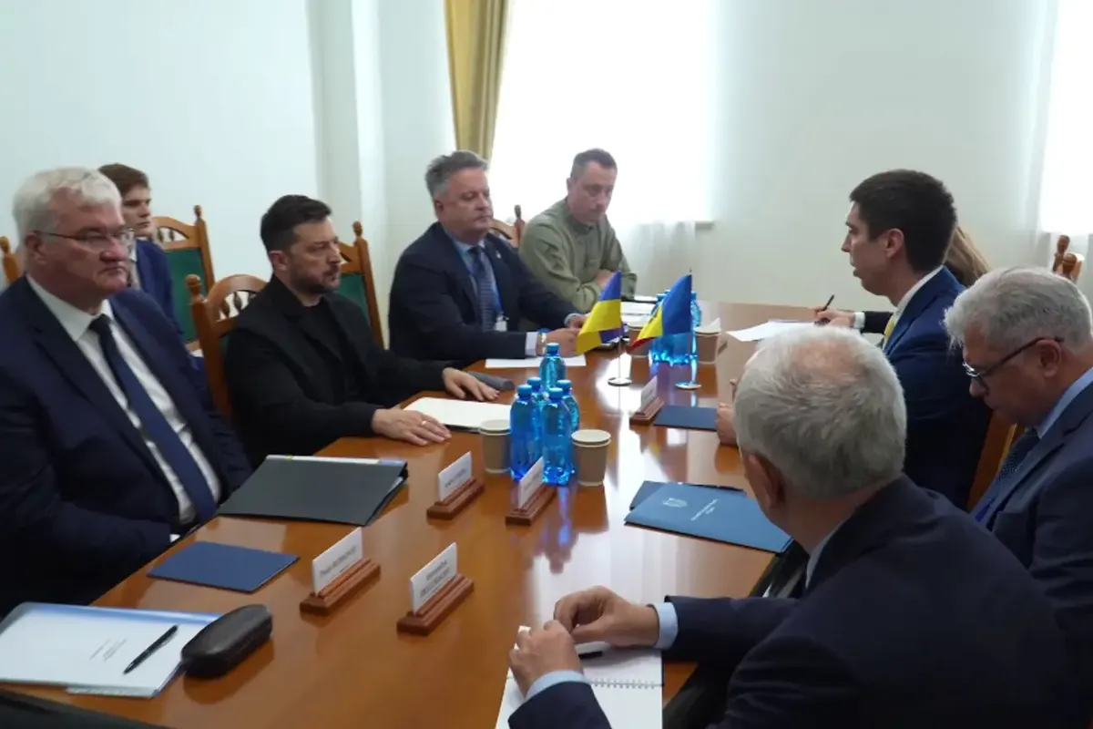 Зеленський зустрівся з головою МЗС Молдови: про що говорили