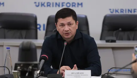 Мінветеранів хоче зробити фахівців із супроводу держслужбовцями