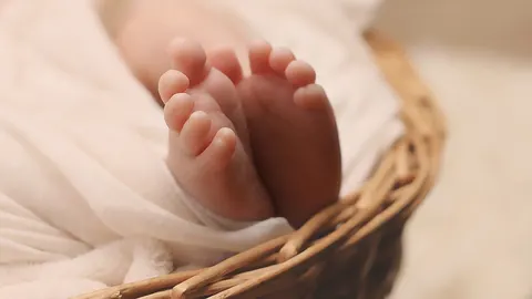 Нардеп пропонує обмежити сурогатне материнство для іноземців