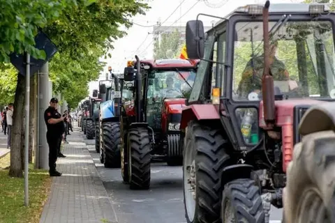 Молдовські фермери проти пільг для українського транзиту