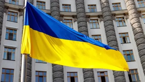 Кабмін звільнив голову «ПлейСіті» та низку заступників міністрів