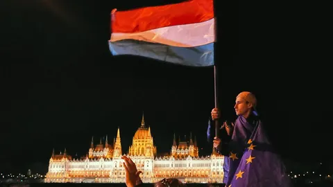 Угорщина офіційно назвала Росію загрозою для себе