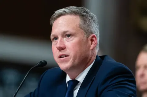 Міністр армії США Дрісколл іде у відставку після конфлікту з Гегсетом
