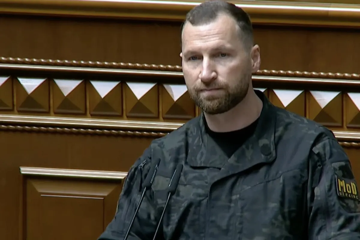 Хмара підтвердив звільнення з війська: міністр оборони тепер цивільний