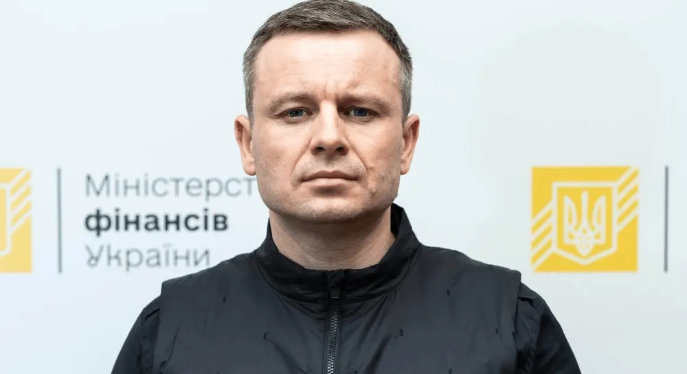 У Мінфіні попередили про можливі затримки соцвиплат: гроші спрямують на оборону