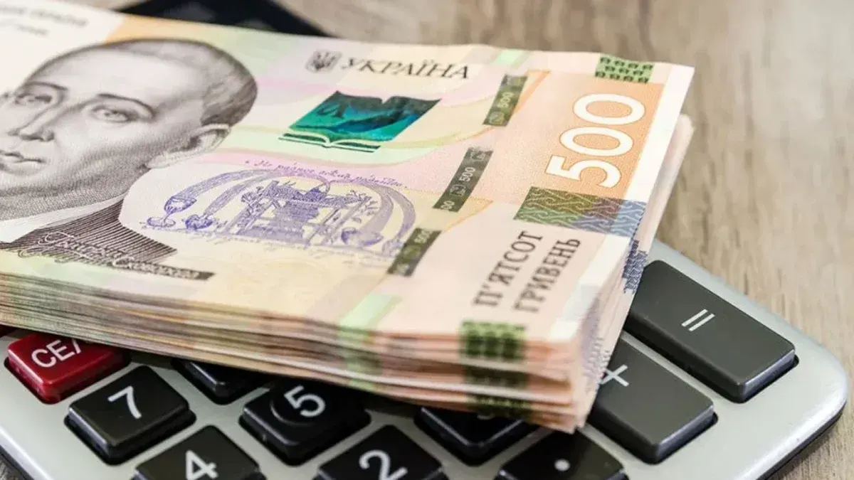 Виплати ВПО продовжать автоматично: кому пощастить без заяви