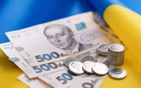 Бронь, виплати, тарифи: що зміниться для українців із серпня