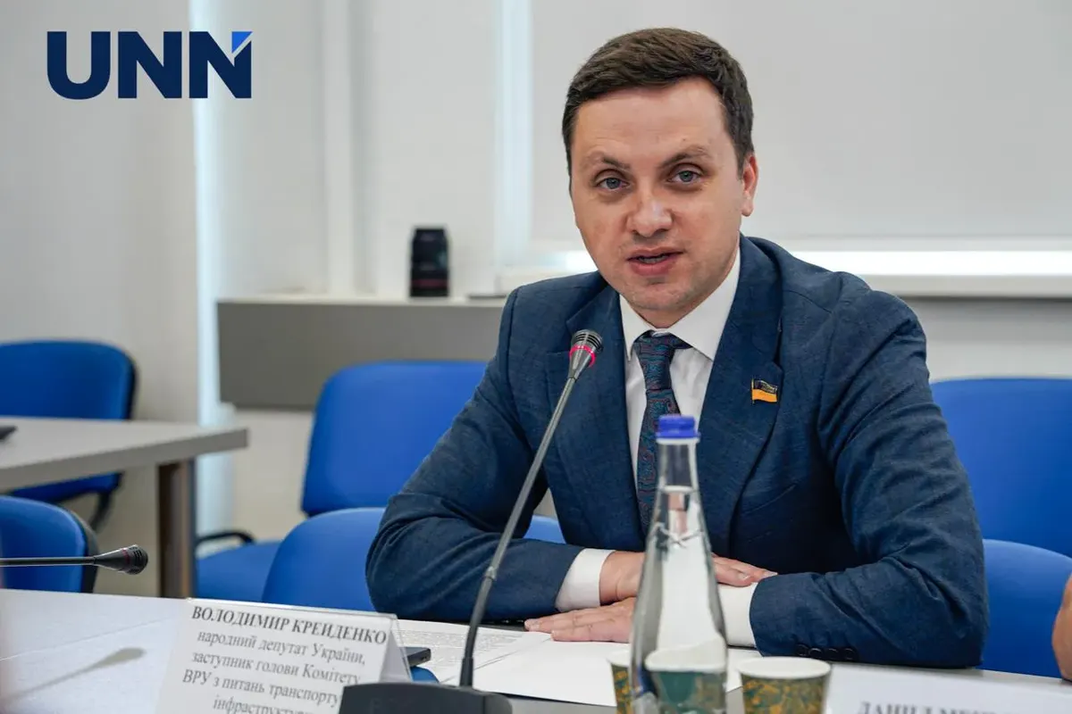 Кабмін закликають терміново скликати групу для врегулювання оподаткування авіалізингу